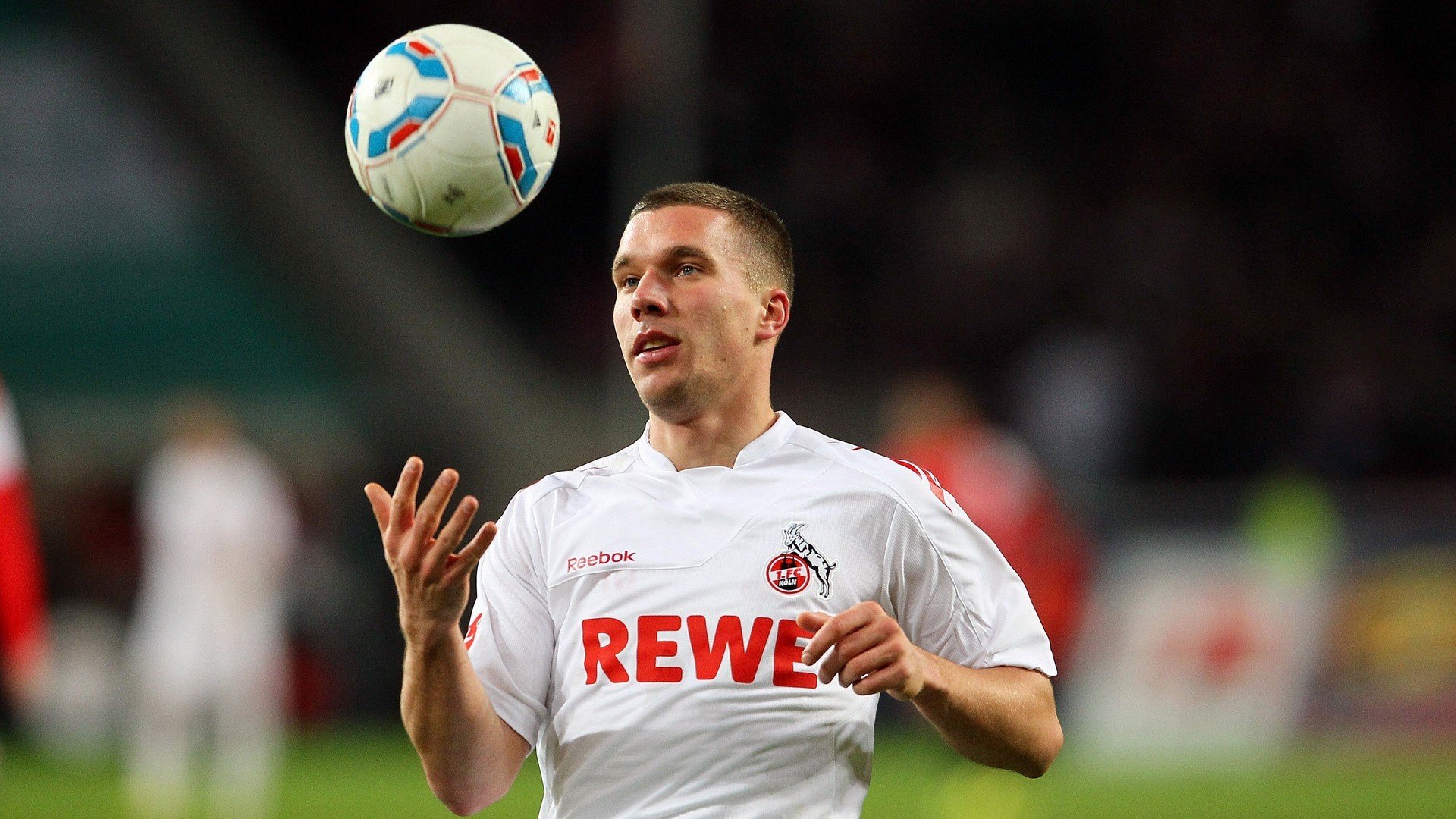 史上最年轻的“欧冠巨星”崛起记，欧冠最年轻出场纪录